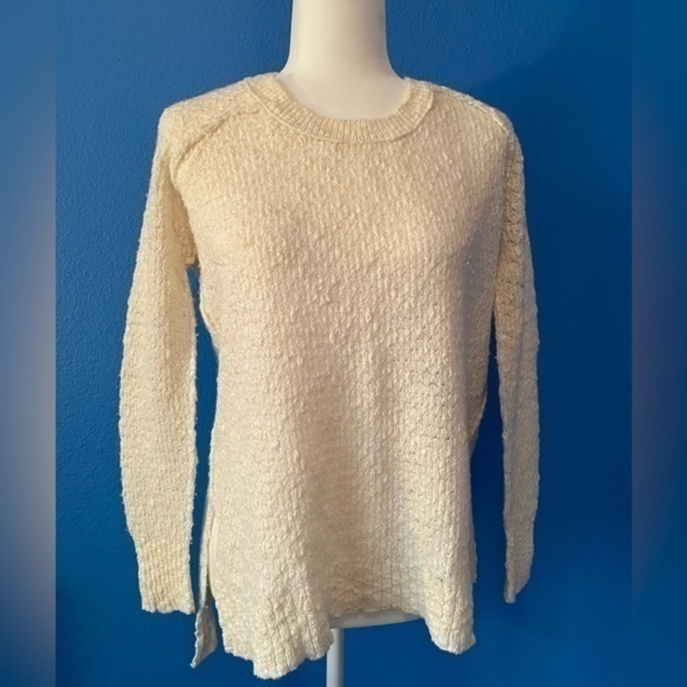 Free people women’s sweater size small